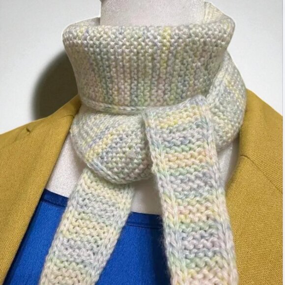 Mini Scarf Sophie Handmade Knit Scarf – Small Cozy Neck Accessory - Picture 3 of 5